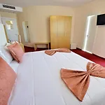 Jolly Szálloda 4*