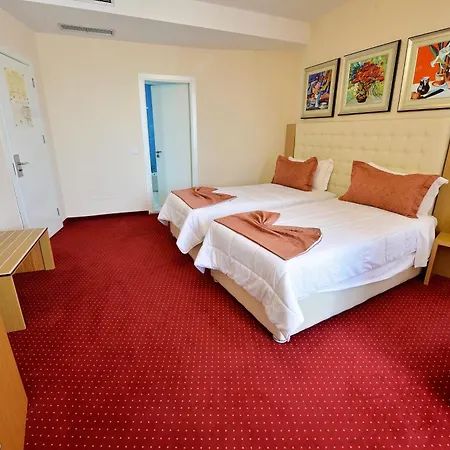 Hotel Jolly Lezhe