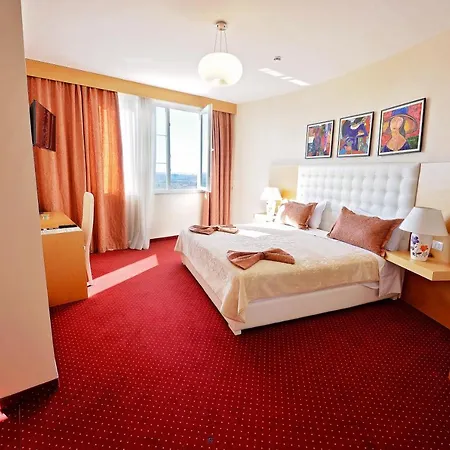 Hotel Jolly 4*