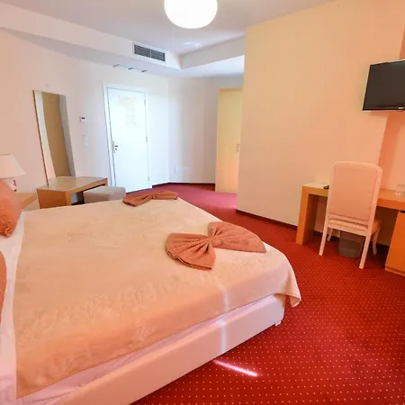 Hotel Jolly 4*